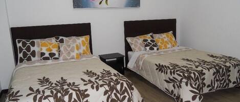 Economy Double Room, 2 Double Beds