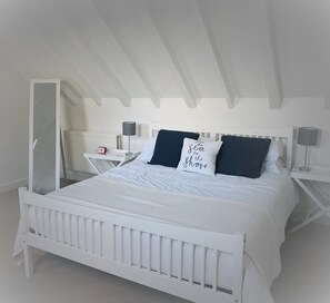 3 Schlafzimmer, Bügeleisen/Bügelbrett, Reisekinderbett, kostenloses WLAN