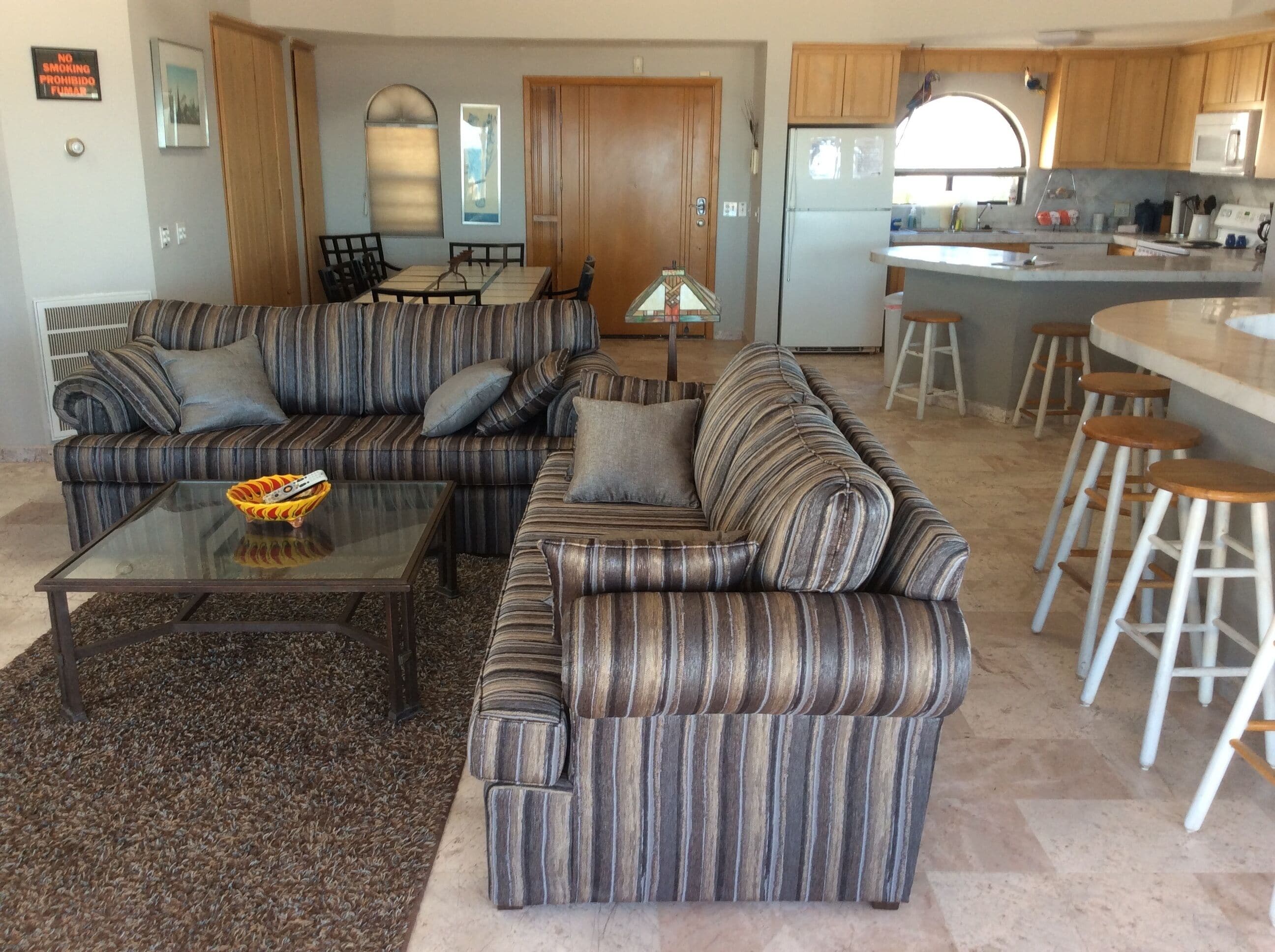 电视、DVD 播放器