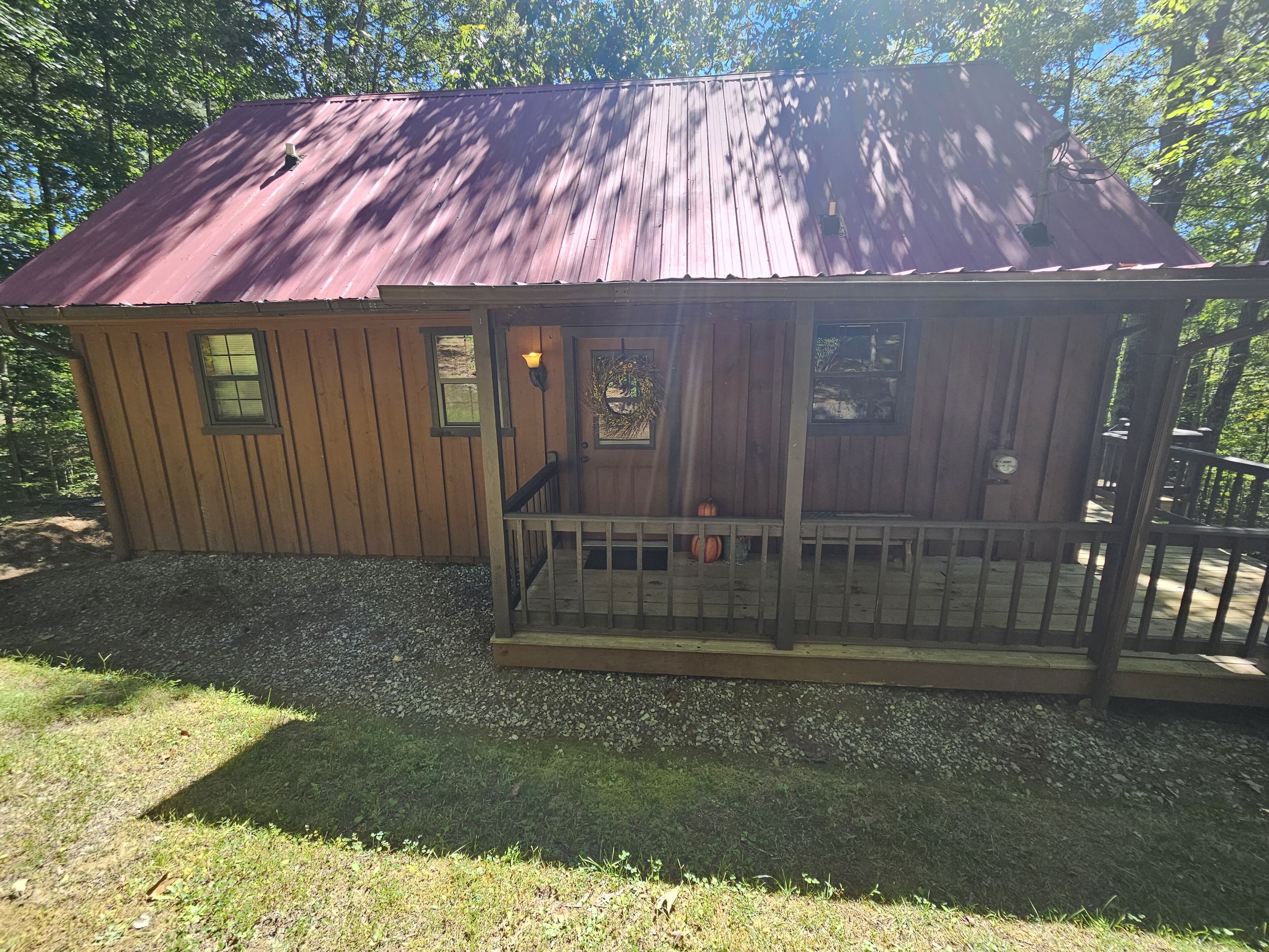 The Ole Bear Rustic Mountain Cabin