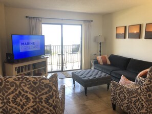 TV connectée, livres, imprimantes