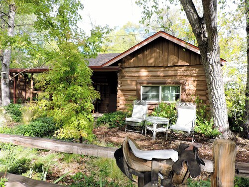 Authentic Log Cabin, 1.25 Acres, Seasonal Creek, Fireplace! 1.6 Miles to Square 