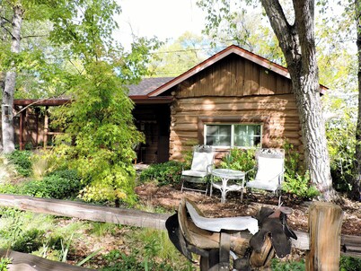 Authentic Log Cabin, 1.25 Acres, Seasonal Creek, Fireplace! 1.6 Miles to Square 