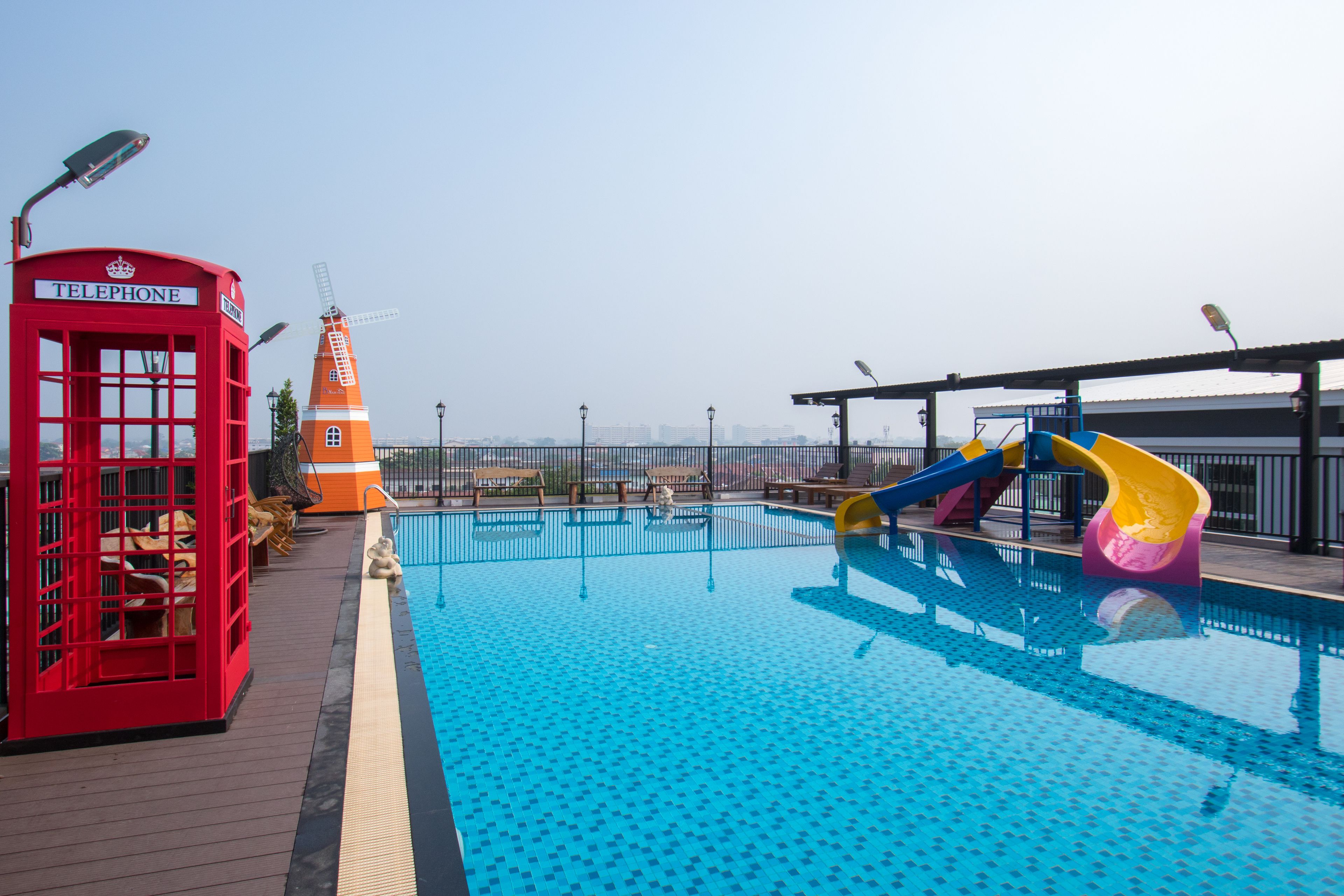 outdoor pool, pool loungers