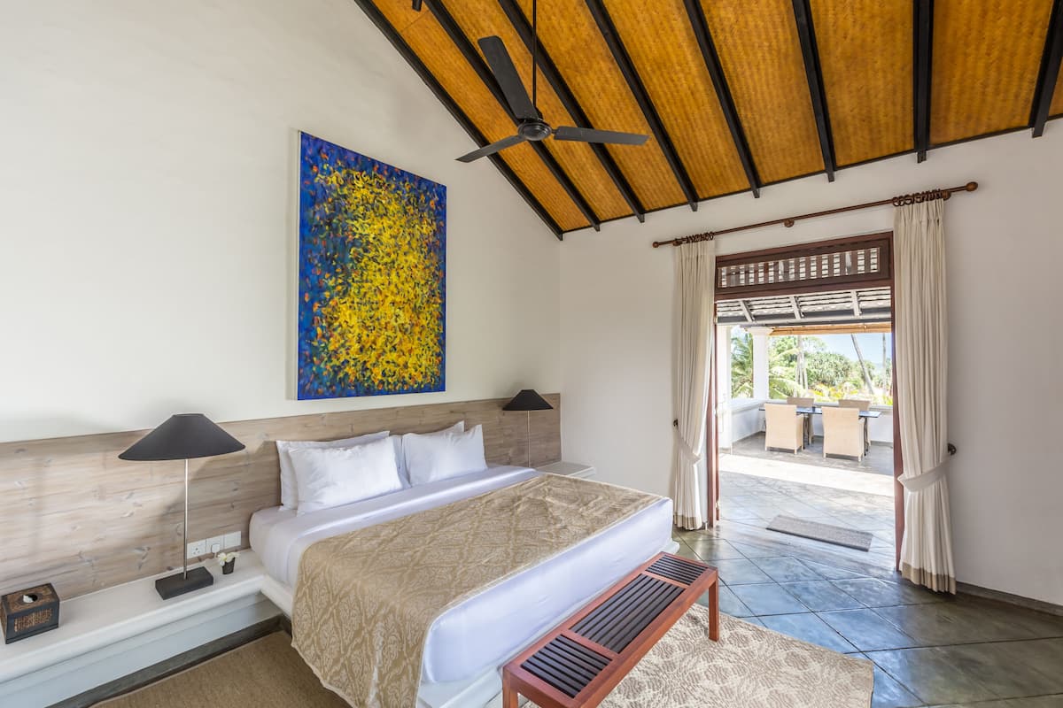 1 bedroom, premium bedding, minibar, in-room safe