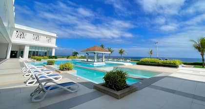 Arterra Hotel and Resort