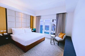 Beach/ocean view - Arterra Hotel and Resort (Lapu-Lapu)