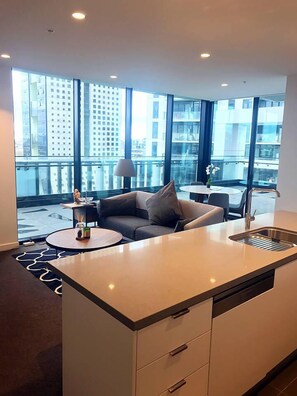 Apartment, 2 Bedrooms, City View | Living area