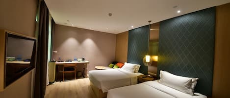 Superior Twin Room, 2 Single Beds | Minibar, desk, laptop workspace, blackout curtains