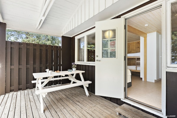 Cabin (Torsöstuga) | Terrace/patio