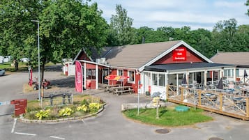 Esterni