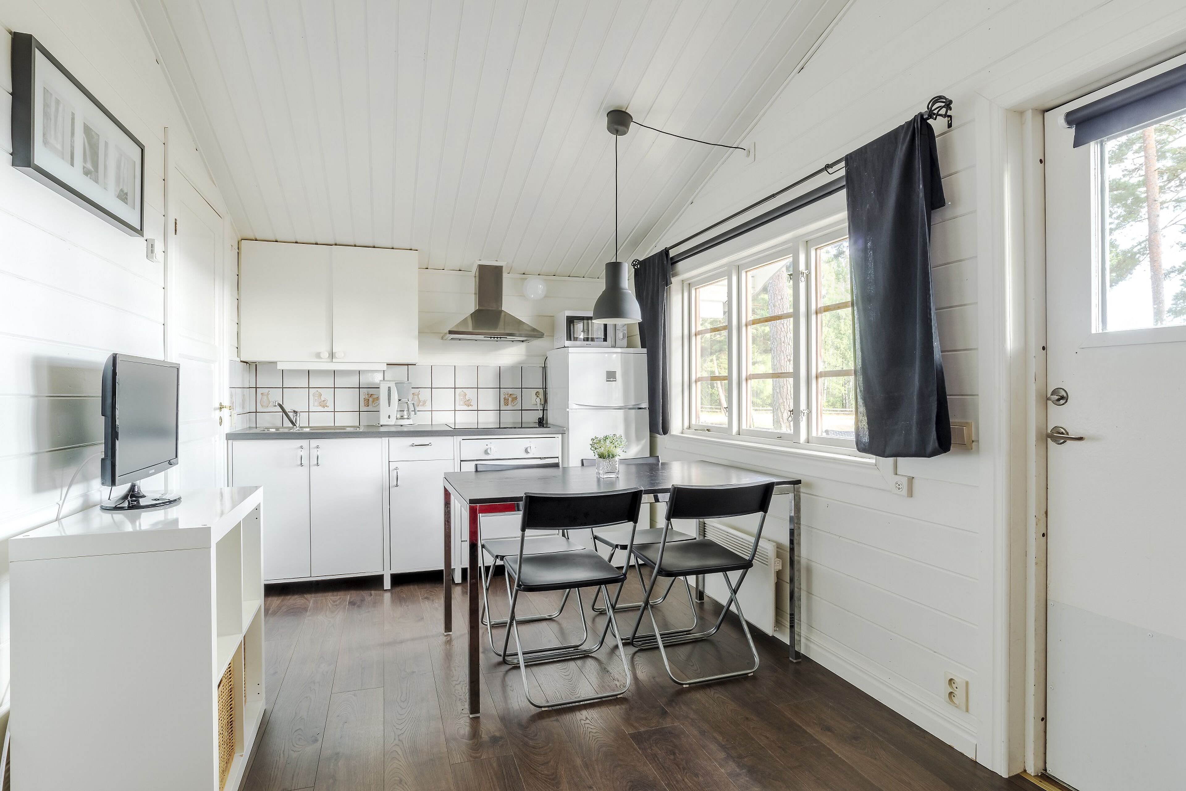 Cabin (Skärgårdsstugan), 2 bedrooms, 1 living room | Eigene Küche | Kühlschrank, Ofen, Herdplatte, Kochgeschirr/Geschirr/Besteck