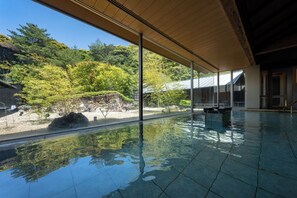 Baño termal público