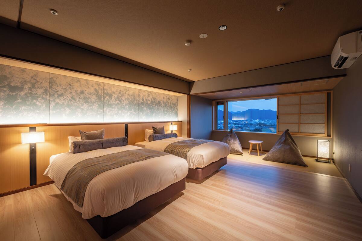 Superior Twin Room Non-Smoking | 객실 내 금고, 침대 시트