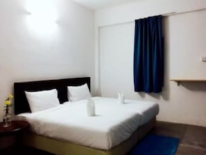 บ้านพัก, 4 ห้องนอน | 4 ห้องนอน, เตารีด/โต๊ะรีดผ้า, Wi-Fi ฟรี