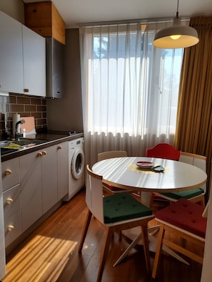 Superior Room, 1 Queen Bed, Non Smoking (1) | Free WiFi