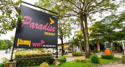 Paradise Resort