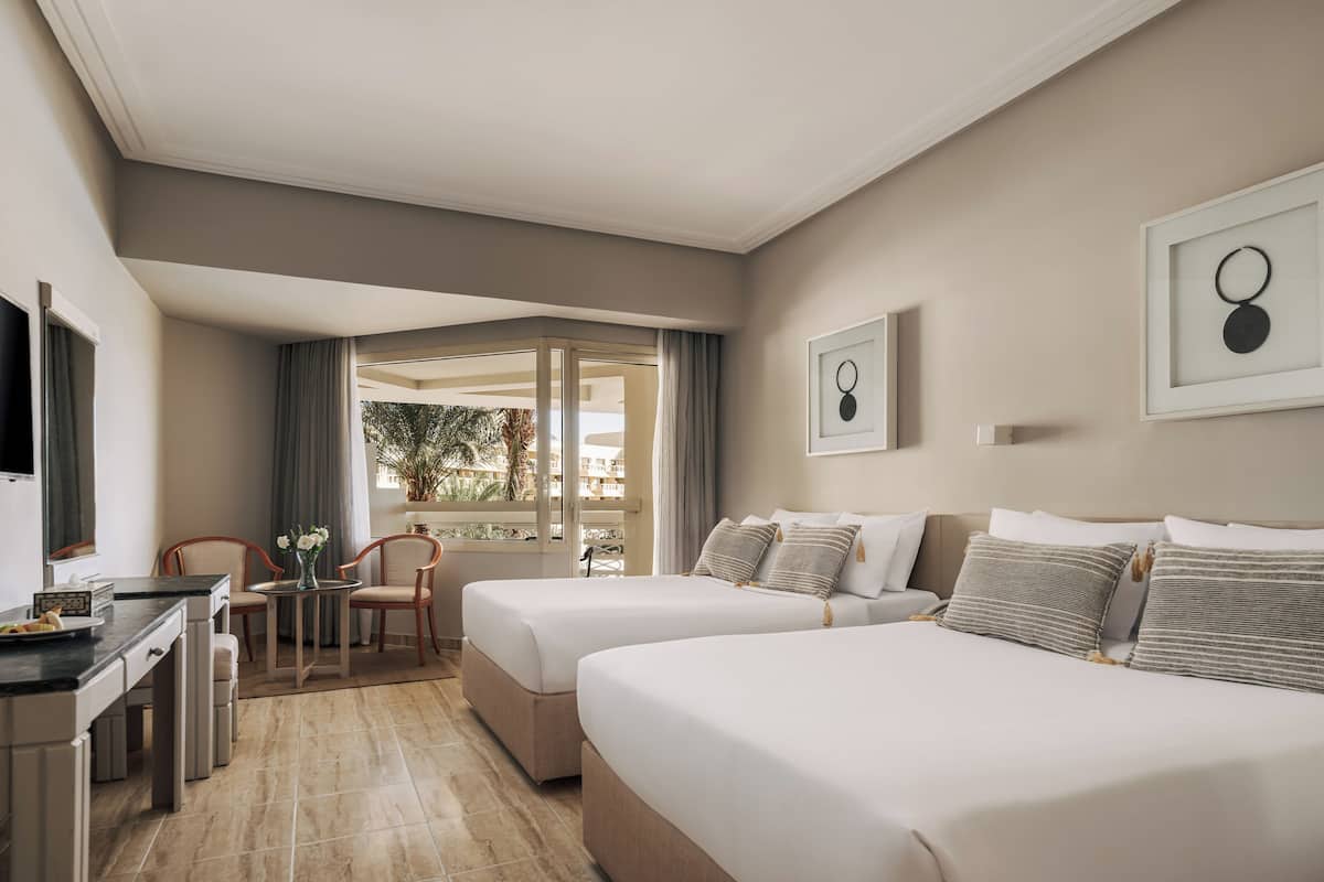 Superior Room (Family) | 1 bedroom, in-room safe, desk, laptop workspace