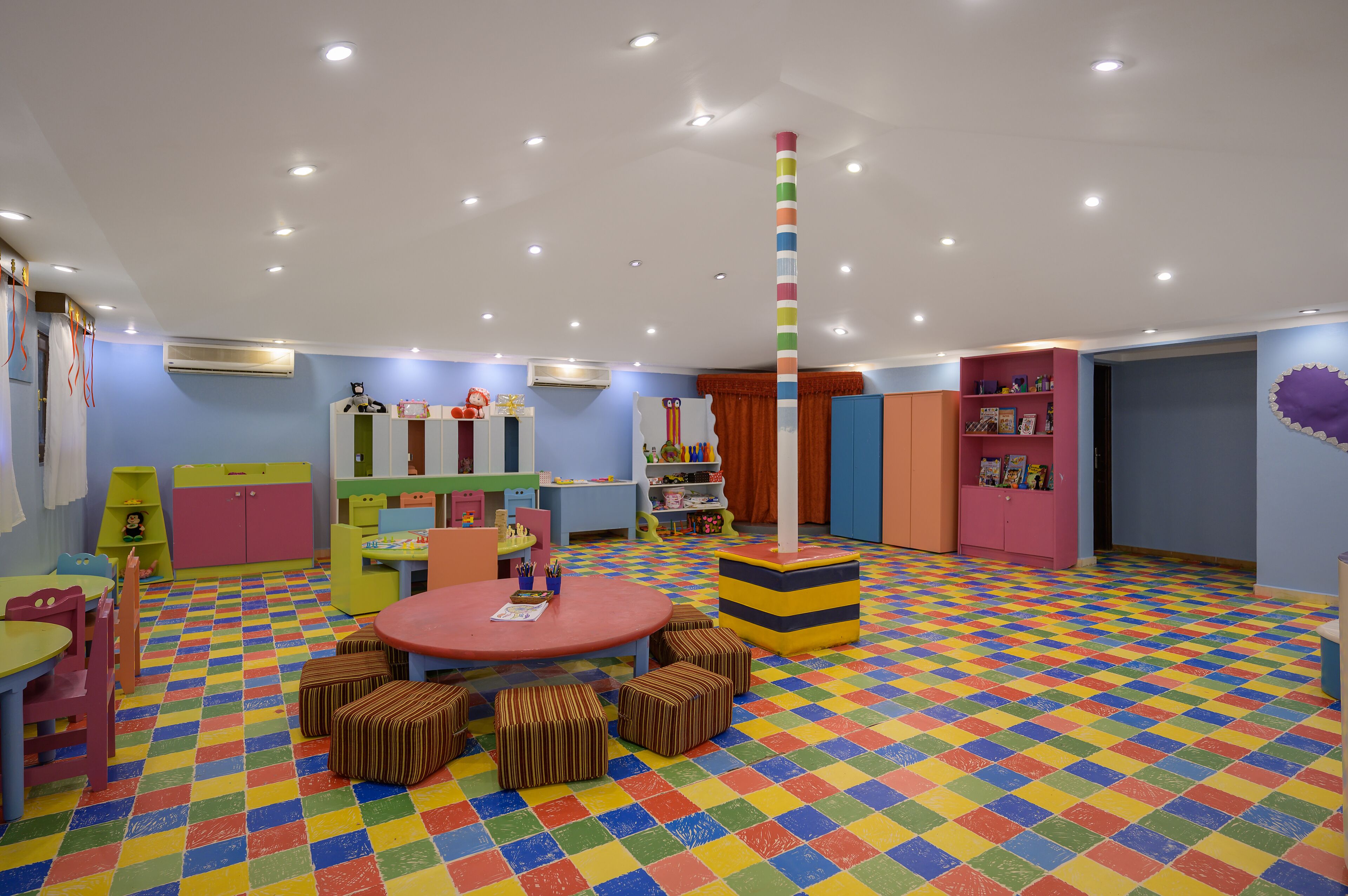 children’s play area – indoor
