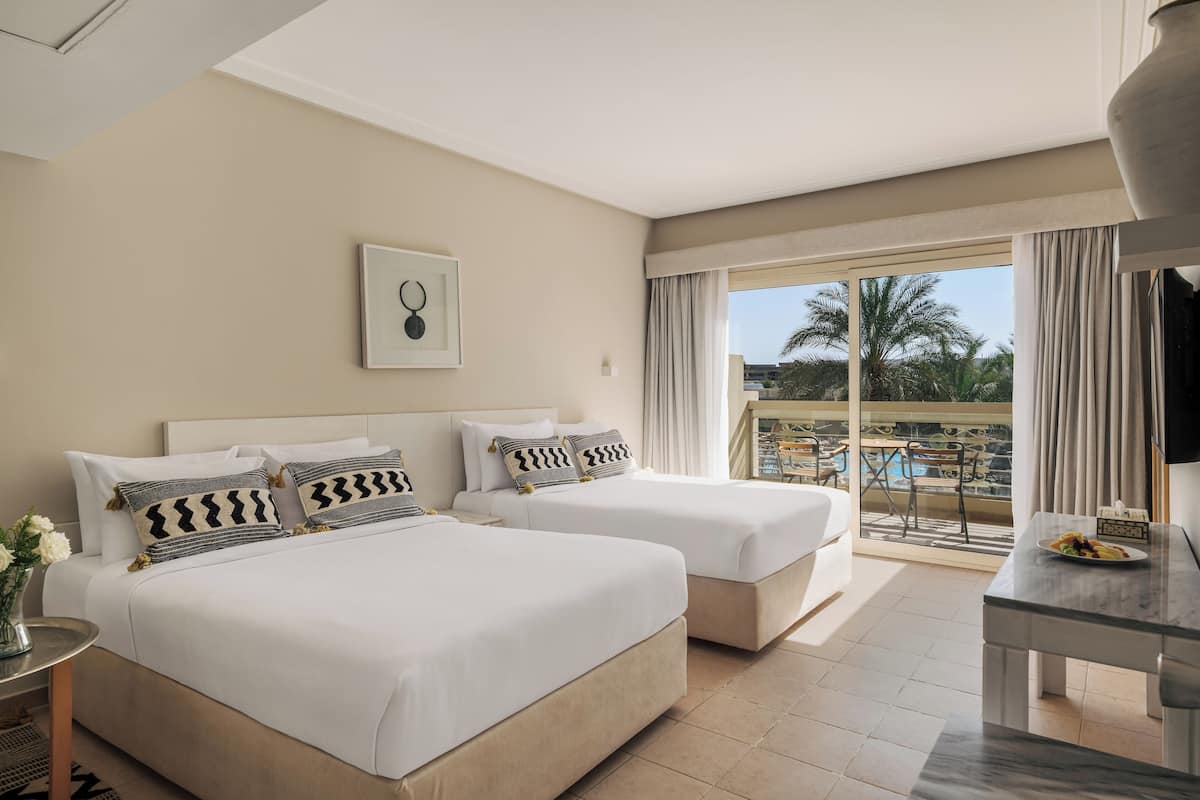 Superior Suite (Family) | 1 bedroom, in-room safe, desk, laptop workspace