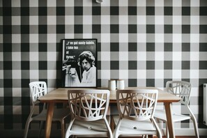 Apartment | In-room dining - Blue Buddy - Hard Rock (Gdansk)