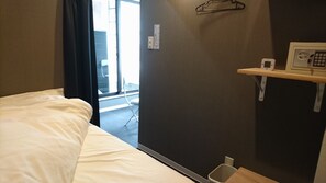 7 bedrooms, in-room safe, desk, laptop workspace - hotel GINZA7 TOKYO (Tokyo)