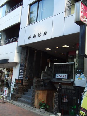 Property entrance - hotel GINZA7 TOKYO (Tokyo)