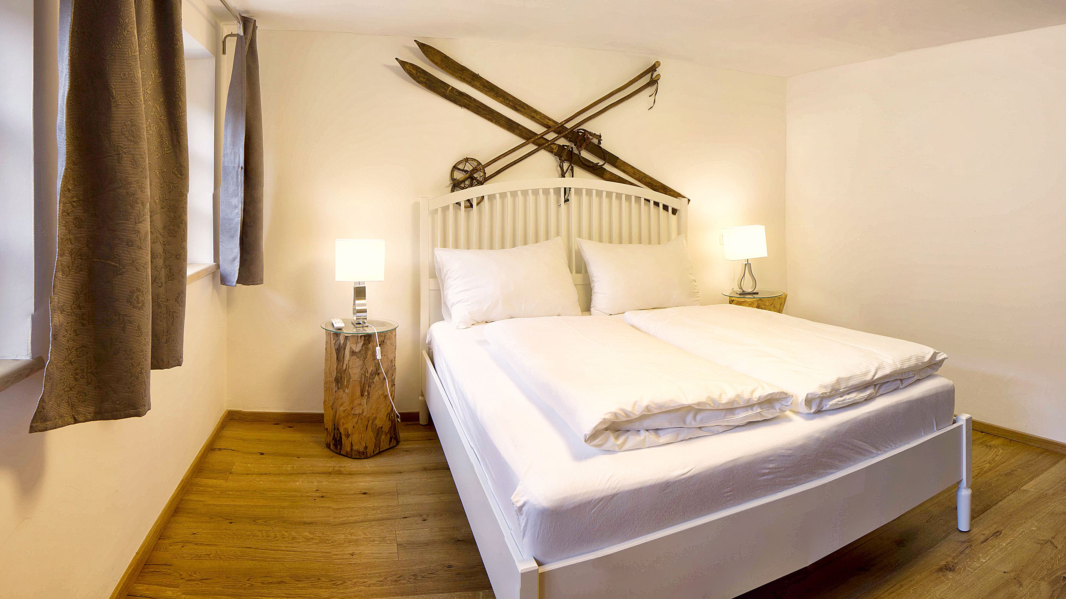 Panoramic-Apartment, 1 Queen-Bett und Schlafsofa, Nichtraucher, Bergblick | 1 Schlafzimmer, hochwertige Bettwaren, Bügeleisen/Bügelbrett