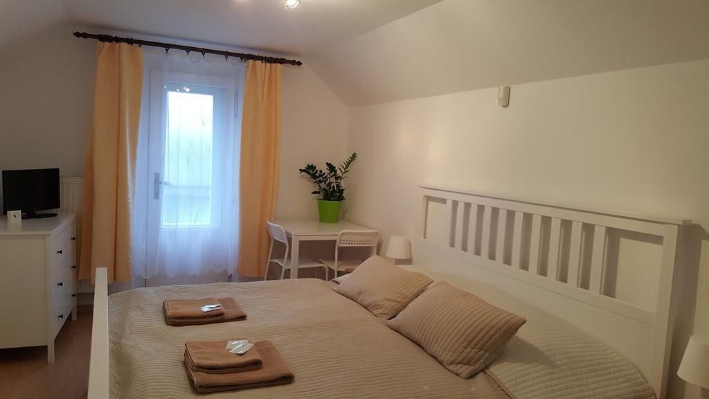 Desk, blackout drapes, iron/ironing board, free WiFi