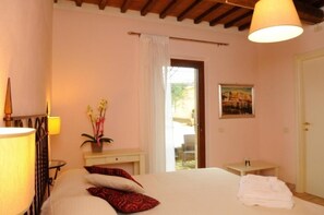 Minibar, desk, free WiFi, bed sheets - Cerchio Verde (Pitigliano)