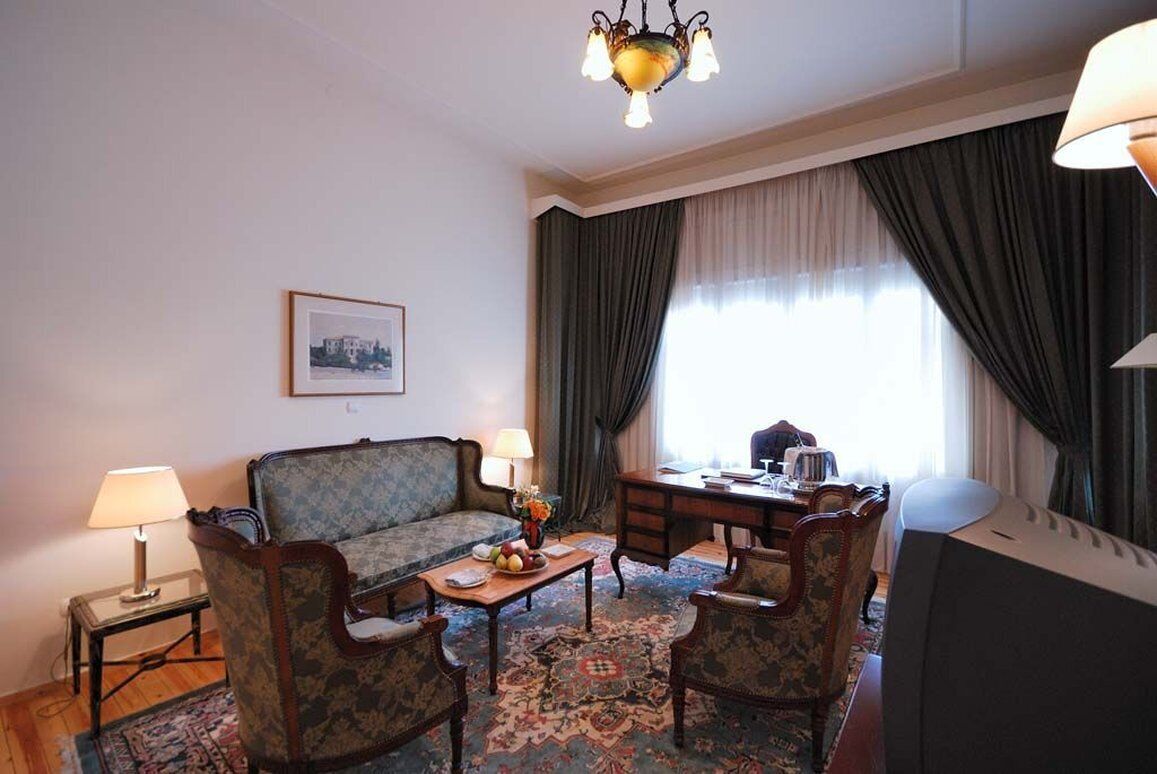 1 bedroom, premium bedding, pillow-top beds, minibar