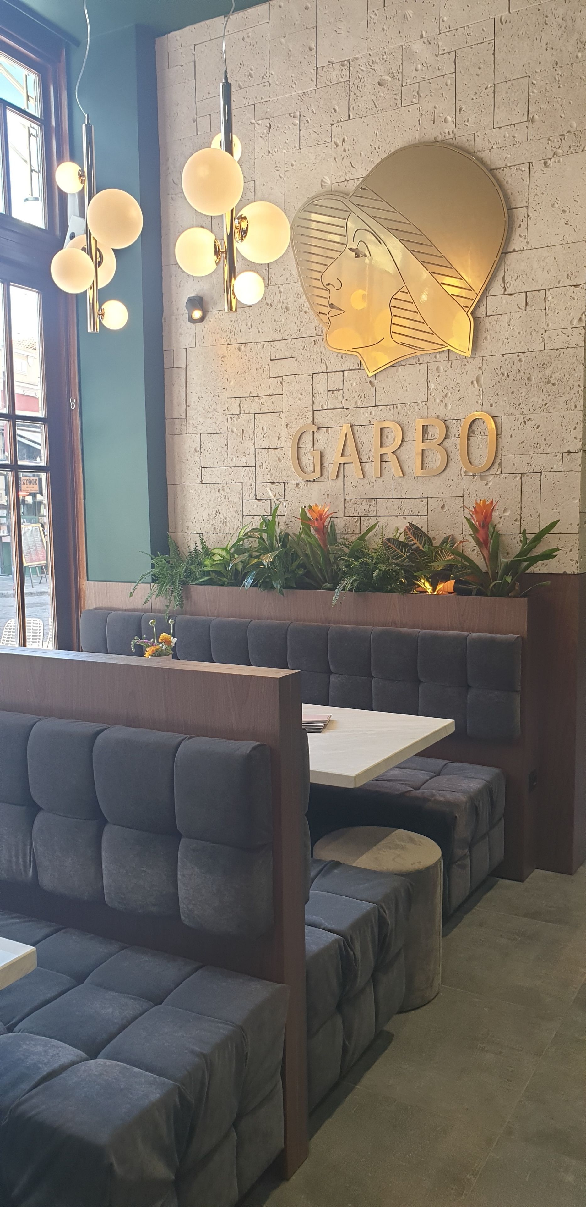 breakfast, lunch, dinner served; local and international cuisine