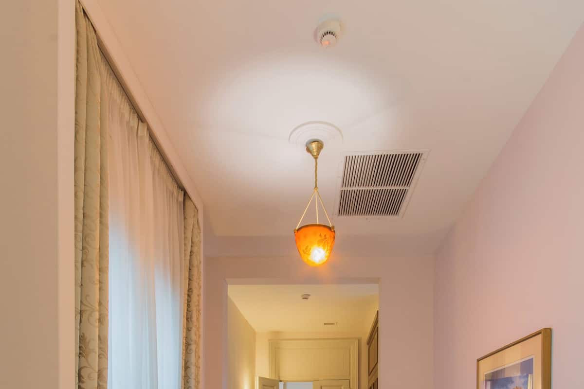 Superior tweepersoonskamer | Luxe beddengoed, pillowtop-bedden, een minibar, een kluis op de kamer