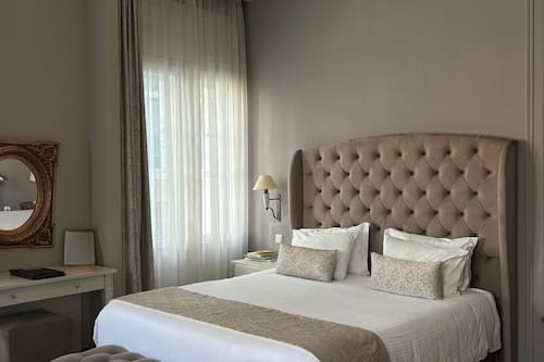 Literie de qualité supérieure, surmatelas, minibar