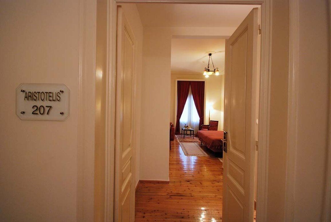 1 bedroom, premium bedding, pillow-top beds, minibar