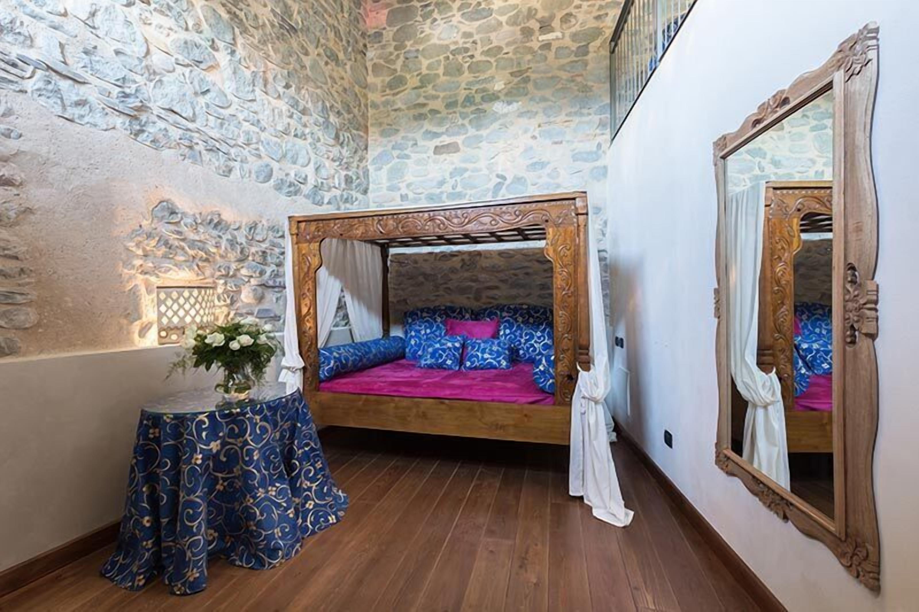 1 bedroom, premium bedding, pillow-top beds, minibar