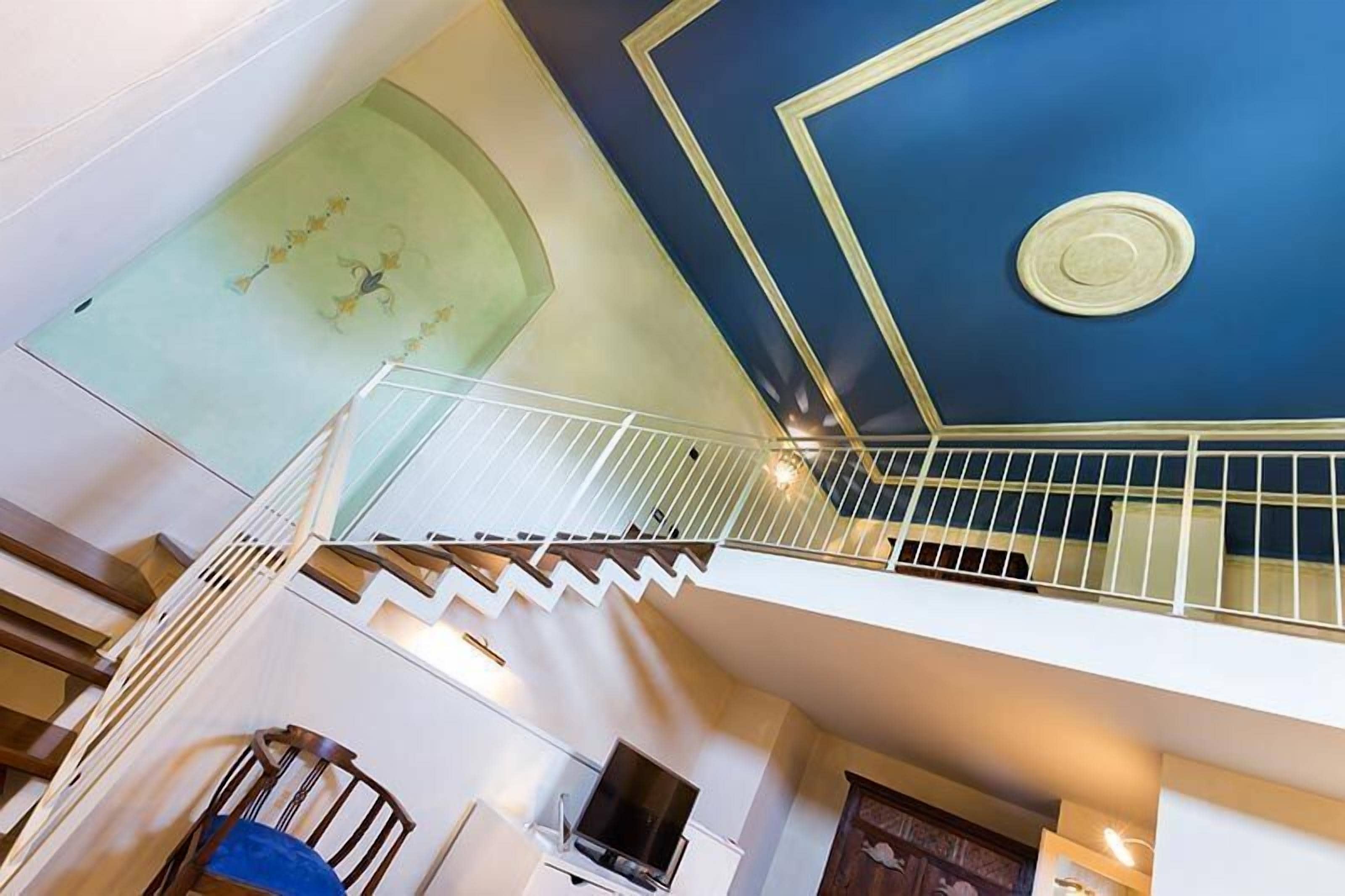 32-inch flat-screen tv with satellite channels, tv