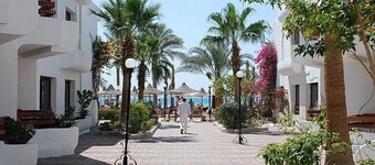 Marlin Inn Azur Resort