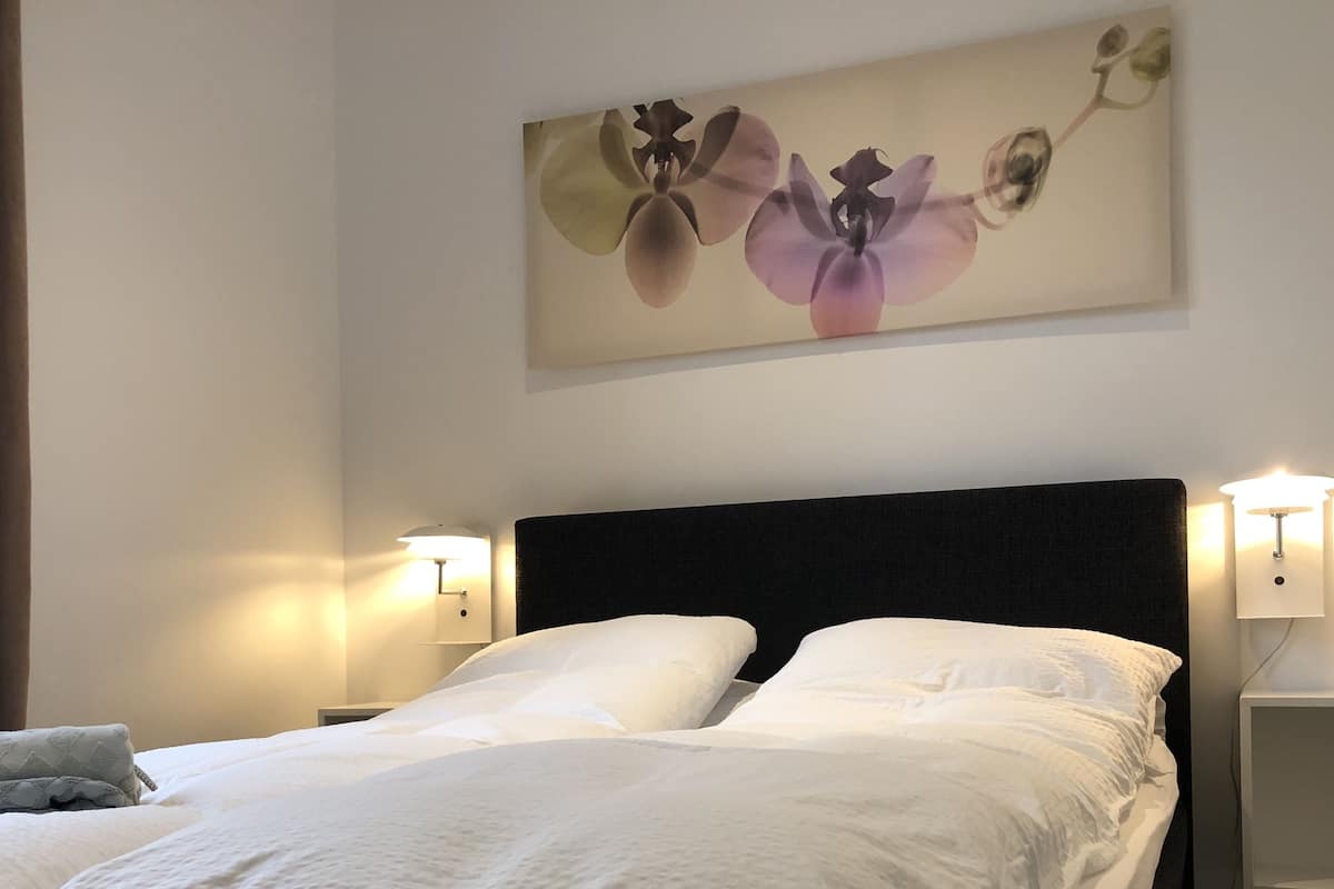 Individually decorated, individually furnished, soundproofing