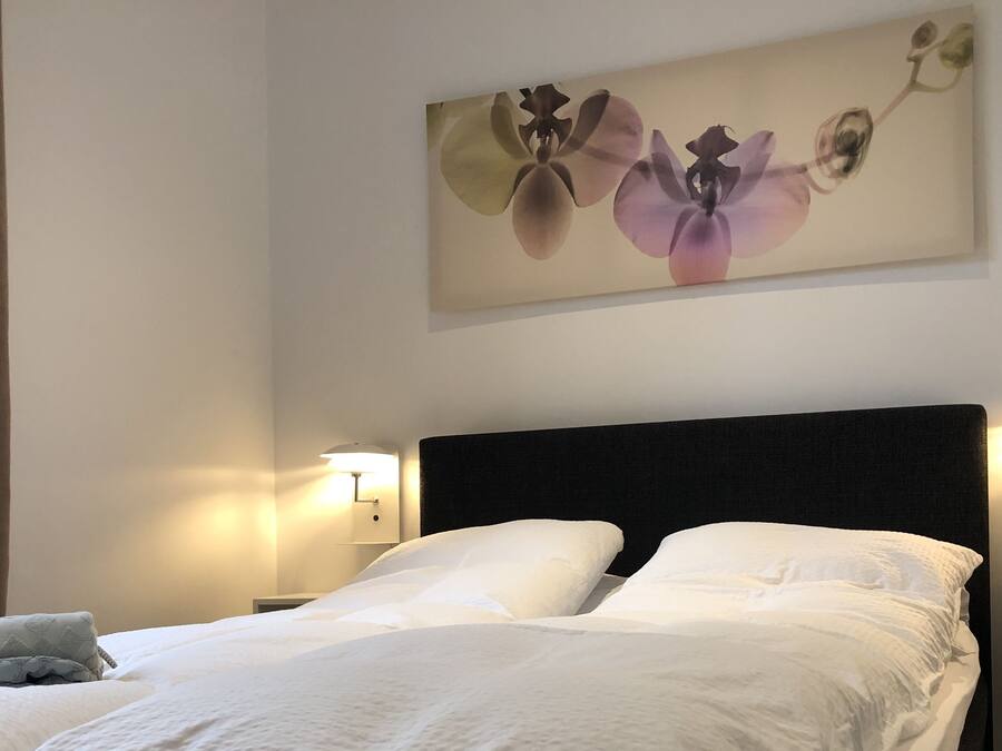 Individually decorated, individually furnished, soundproofing