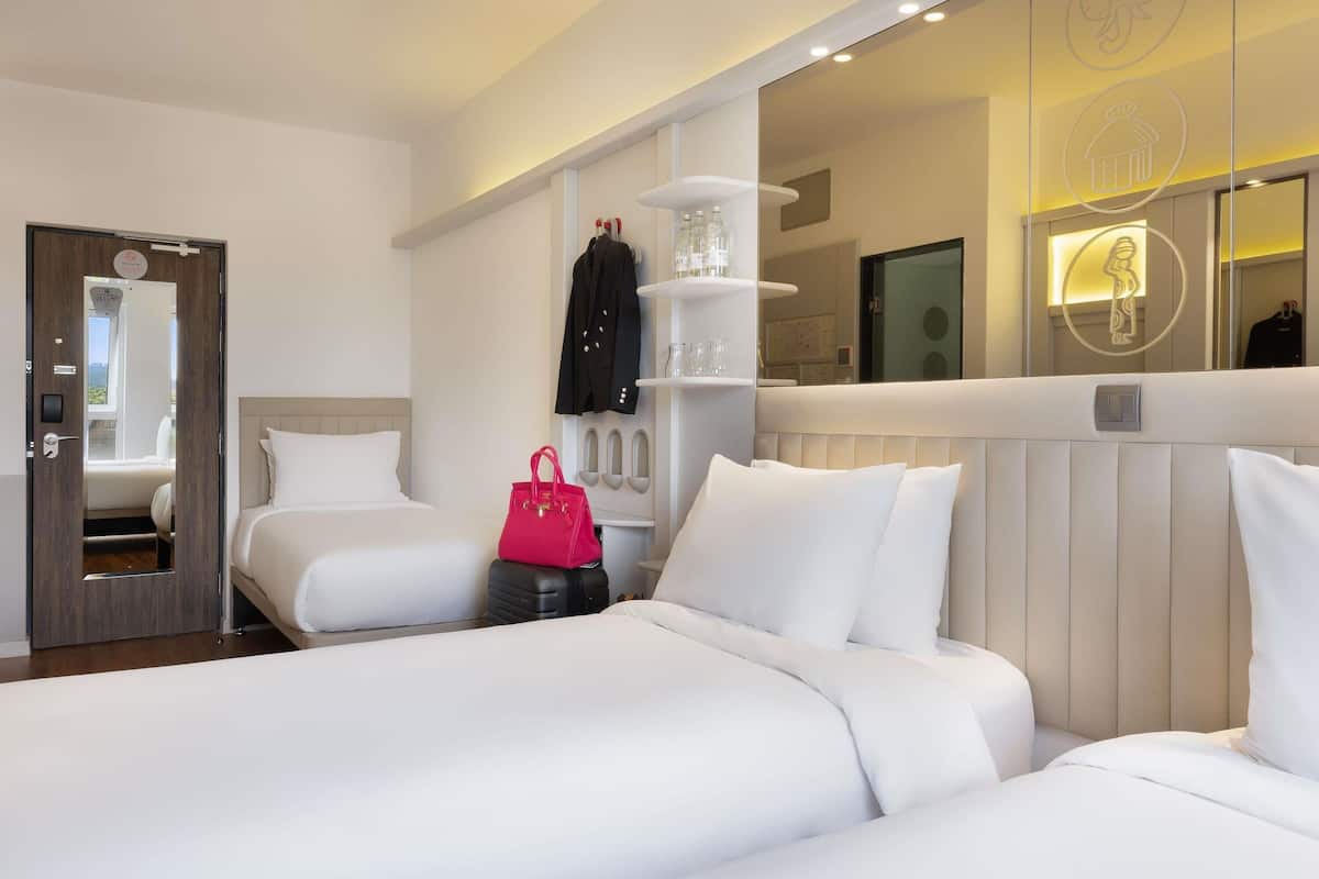 Standard Room, 3 Single Beds