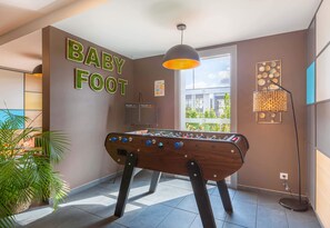 Lobby - B&B HOTEL CHARTRES Océane (Chartres)