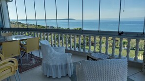 Alloggio familiare su due livelli | Terrazza/patio