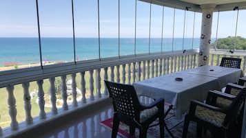 Apartamento Confort, vistas al mar | Sábanas de algodón egipcio, ropa de cama de alta calidad, caja fuerte