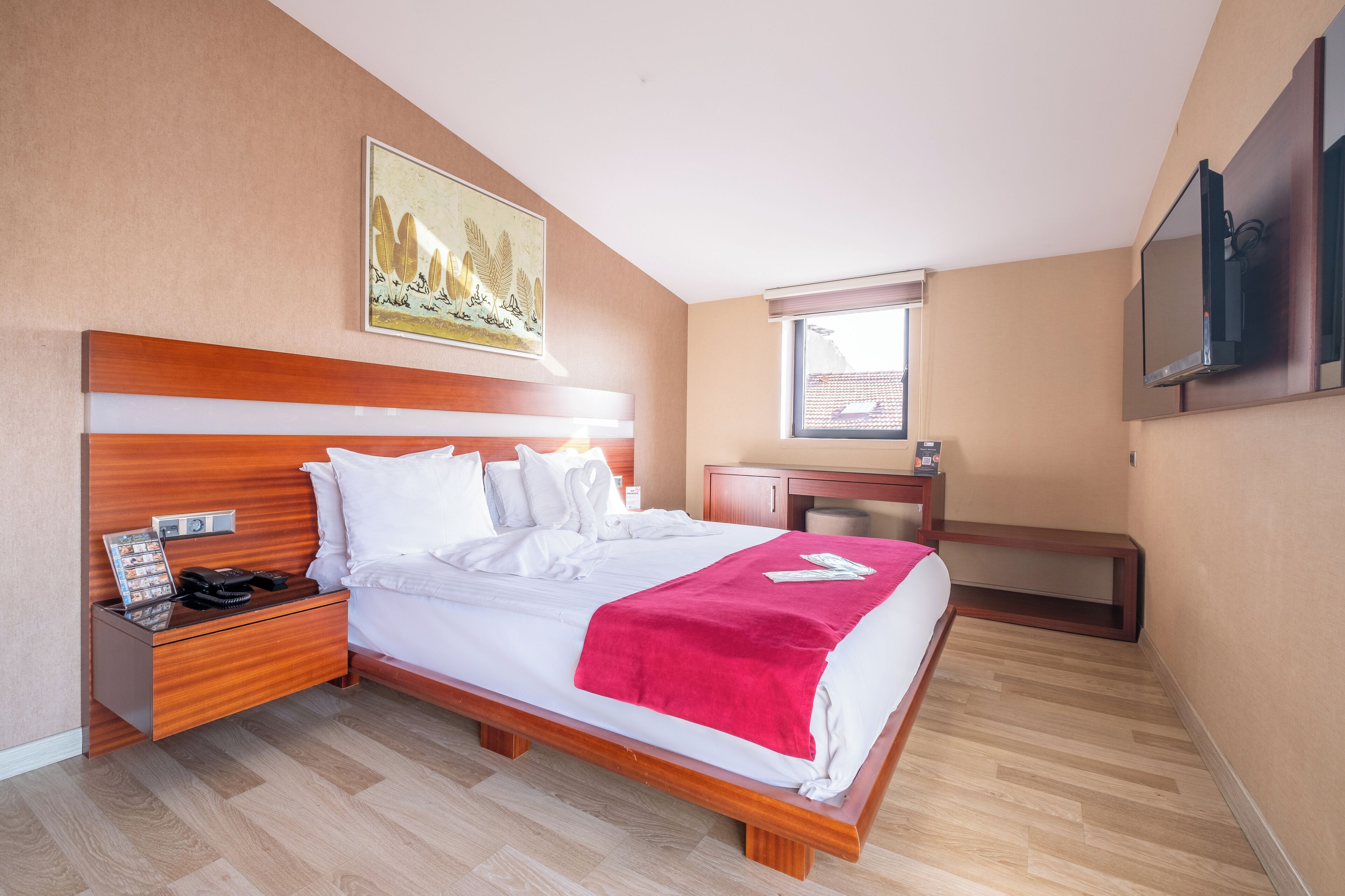 grand suite | 1 bedroom, premium bedding, in-room safe, soundproofing