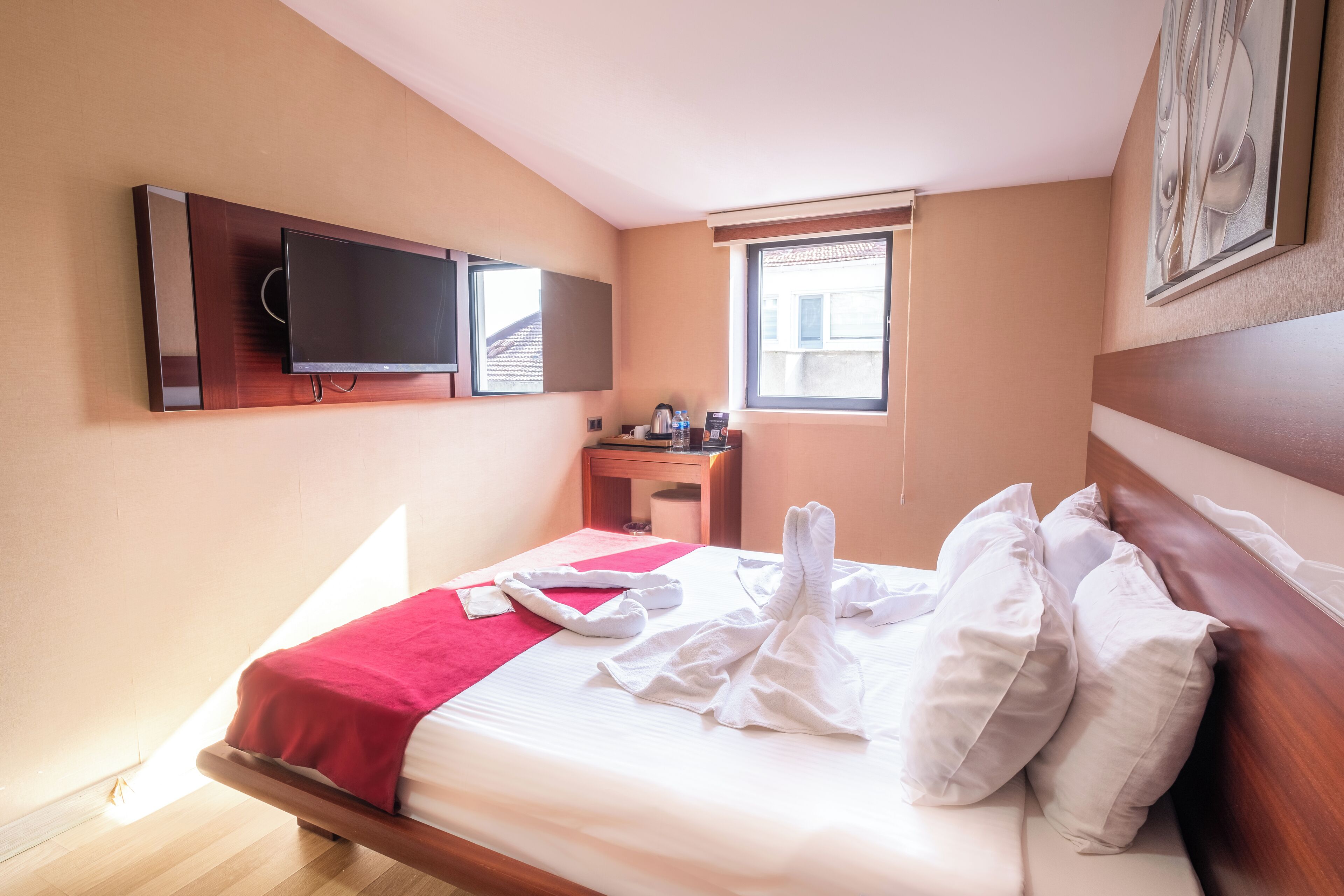 superior double room | 1 bedroom, premium bedding, in-room safe, soundproofing