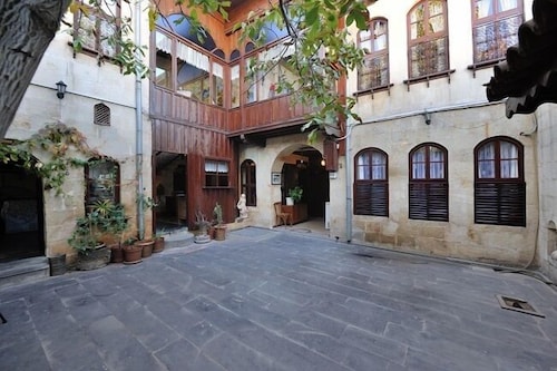 Asude Konak - Special Class