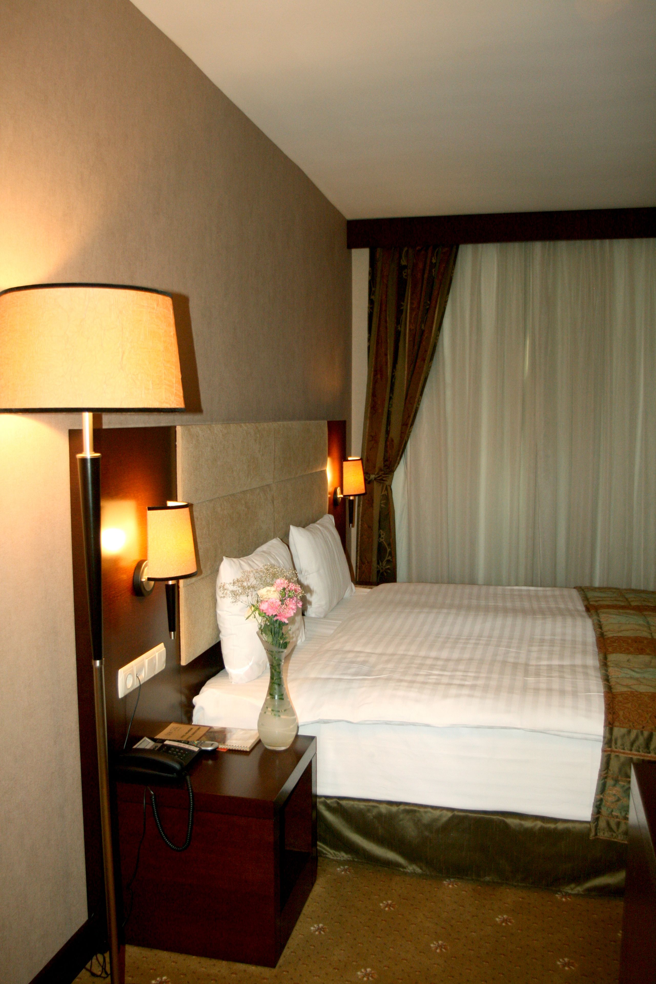 Free minibar items, in-room safe, desk, soundproofing