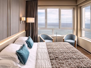 Standard Room, 2 Twin Beds, Sea View | Beach/ocean view - Mercure San Sebastian Monte Igueldo (San Sebastián)