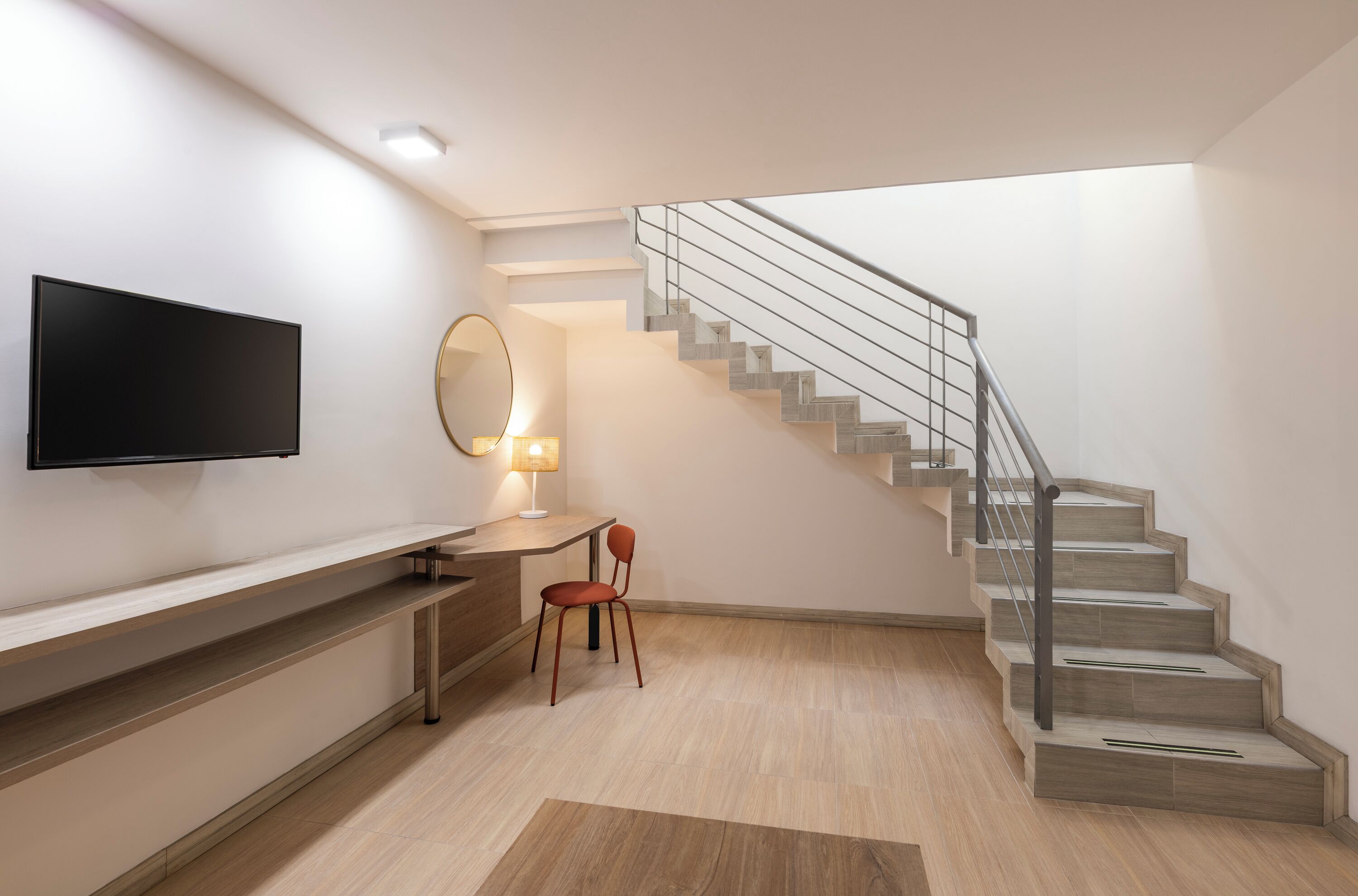 junior duplex, 1 king bed | minibar, in-room safe, desk, free wifi